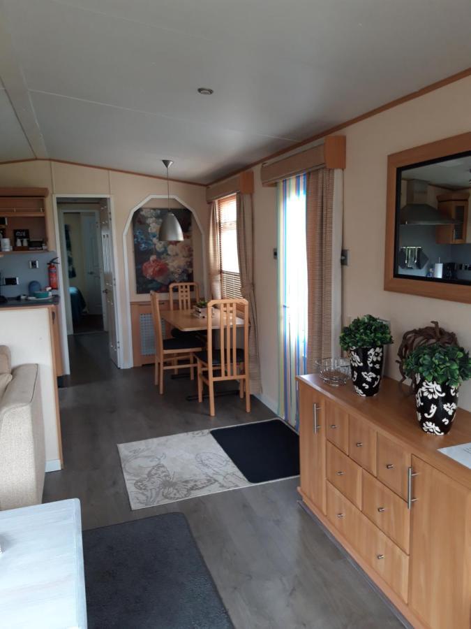 Locatie Het Knooppunt Engelse Chalet Nuis Exterior photo